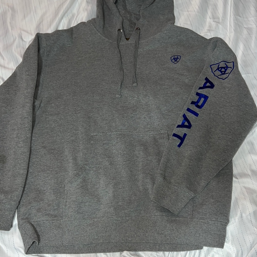 Mens Ariat sweatshirt